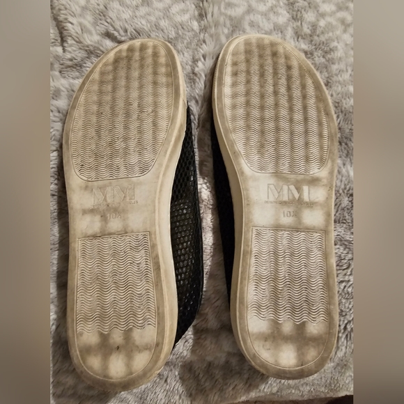 Mara & Mine Skull Slip On - Picture 2 of 2